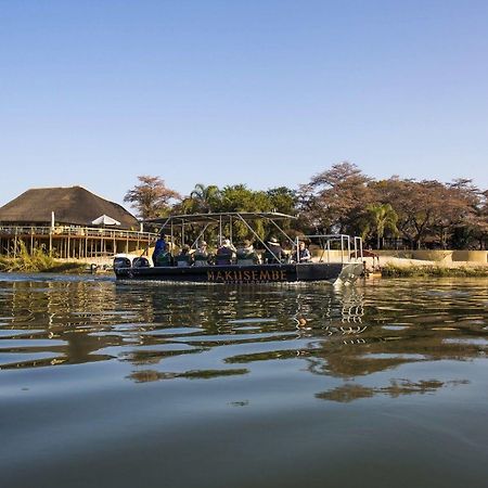 Gondwana Hakusembe River Lodge Rundu Buitenkant foto