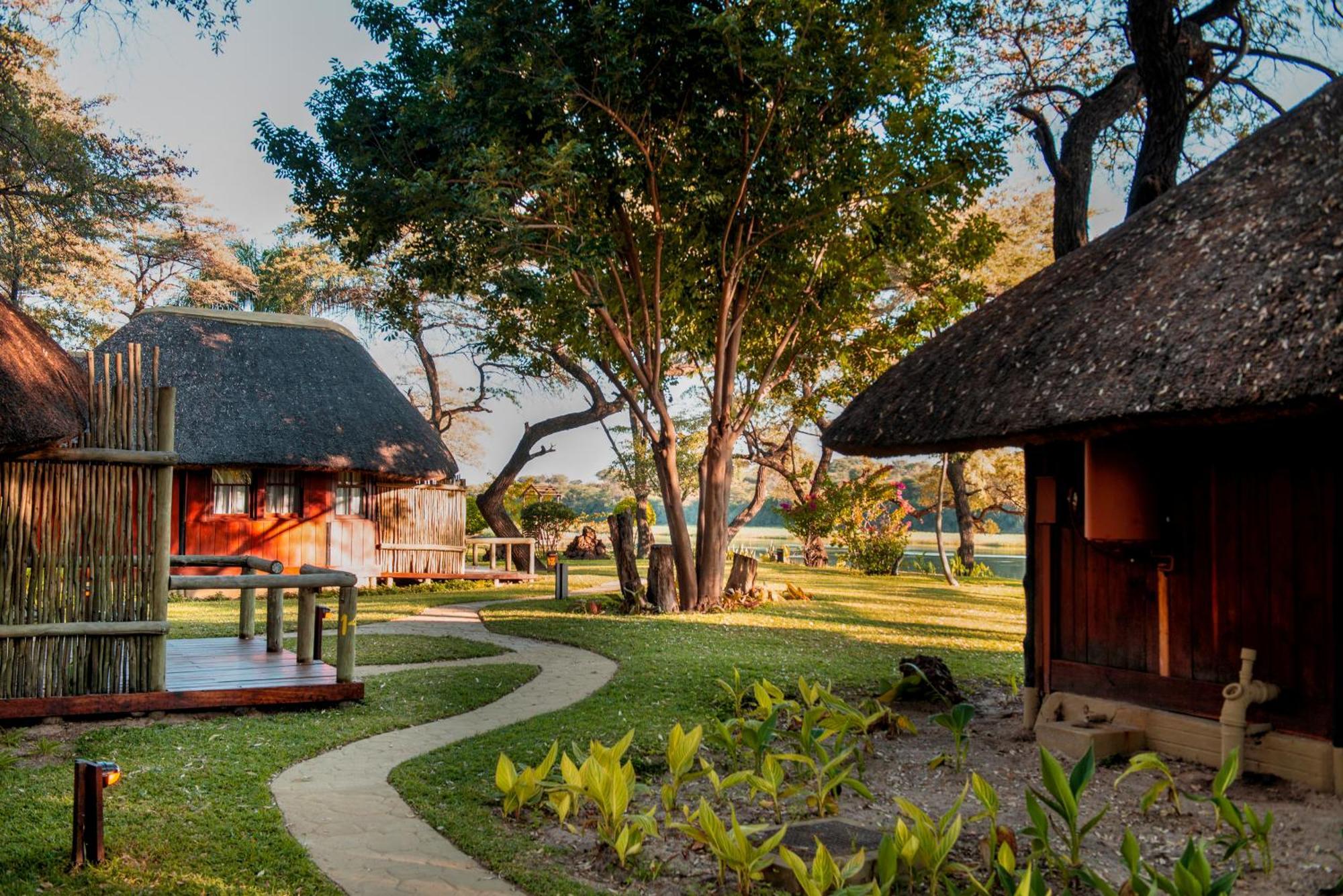 Gondwana Hakusembe River Lodge Rundu Kamer foto