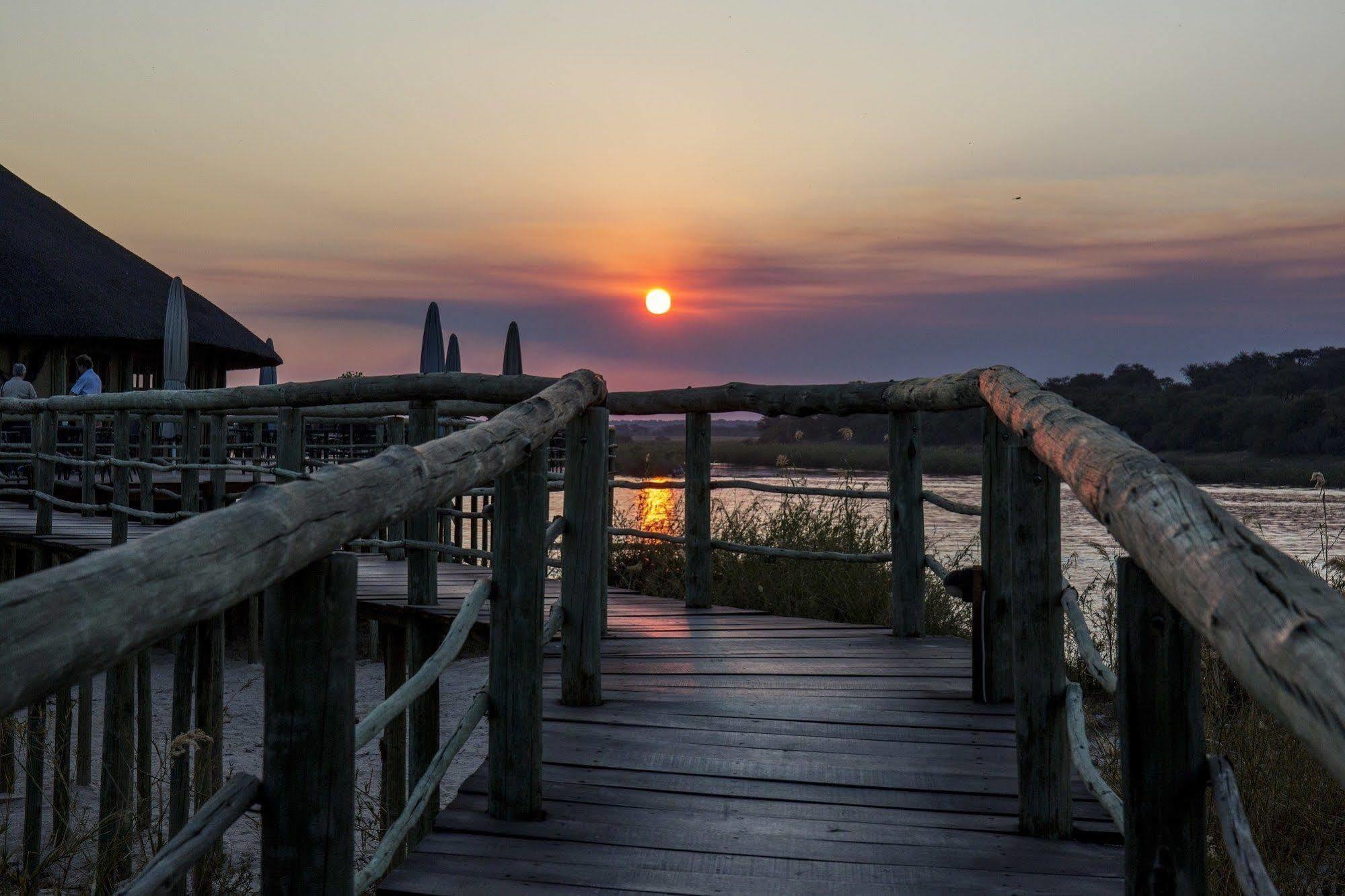 Gondwana Hakusembe River Lodge Rundu Buitenkant foto