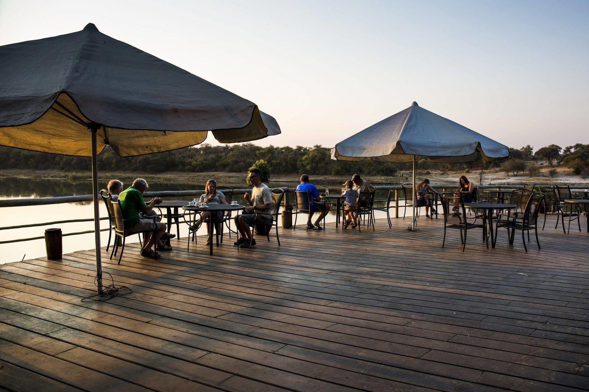 Gondwana Hakusembe River Lodge Rundu Buitenkant foto