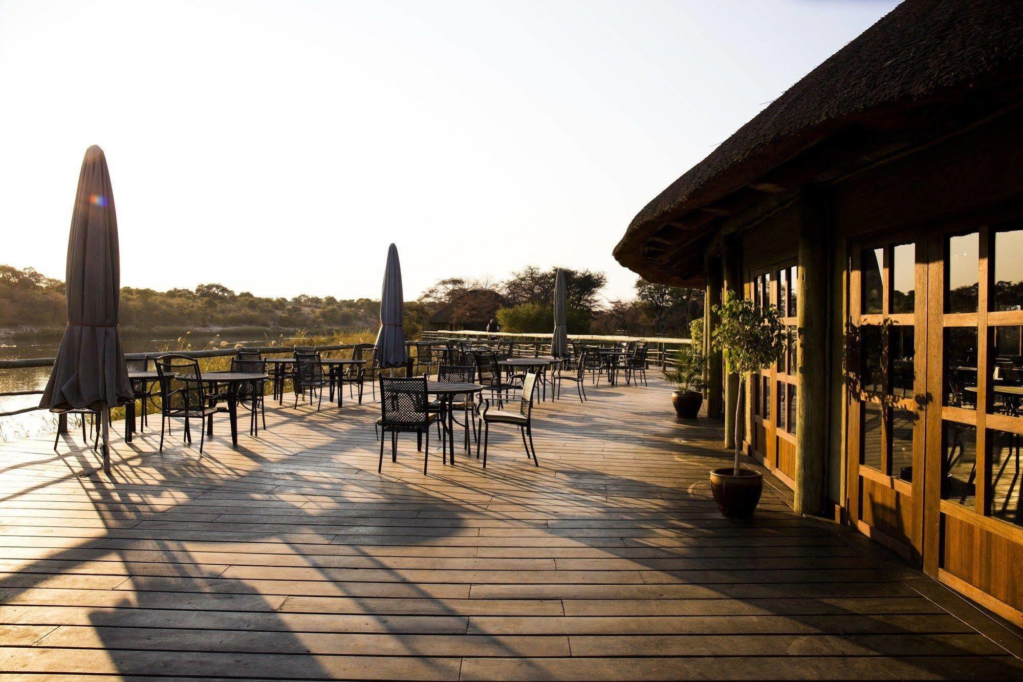 Gondwana Hakusembe River Lodge Rundu Buitenkant foto