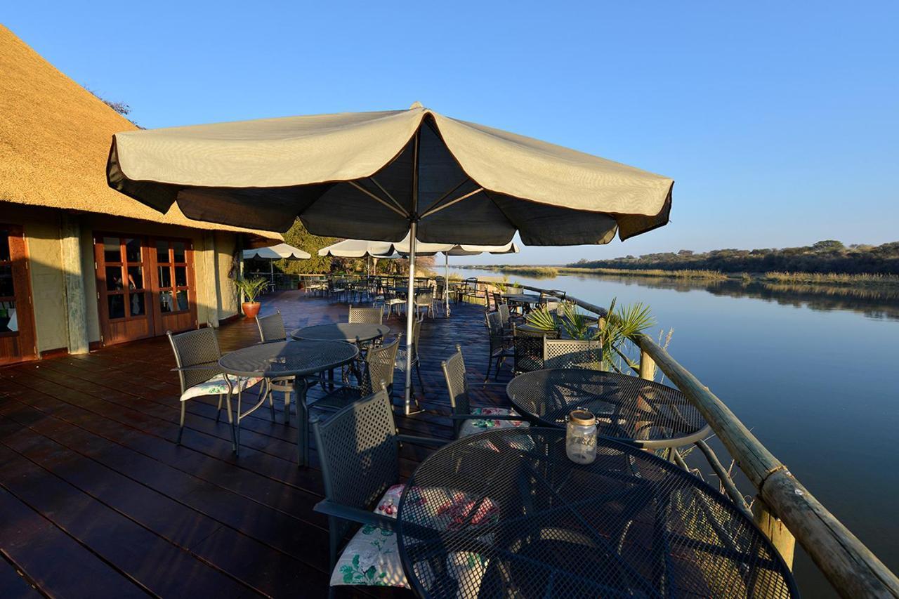 Gondwana Hakusembe River Lodge Rundu Buitenkant foto